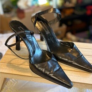 Vintage Classic Black Pointed-Toe Women's Heels